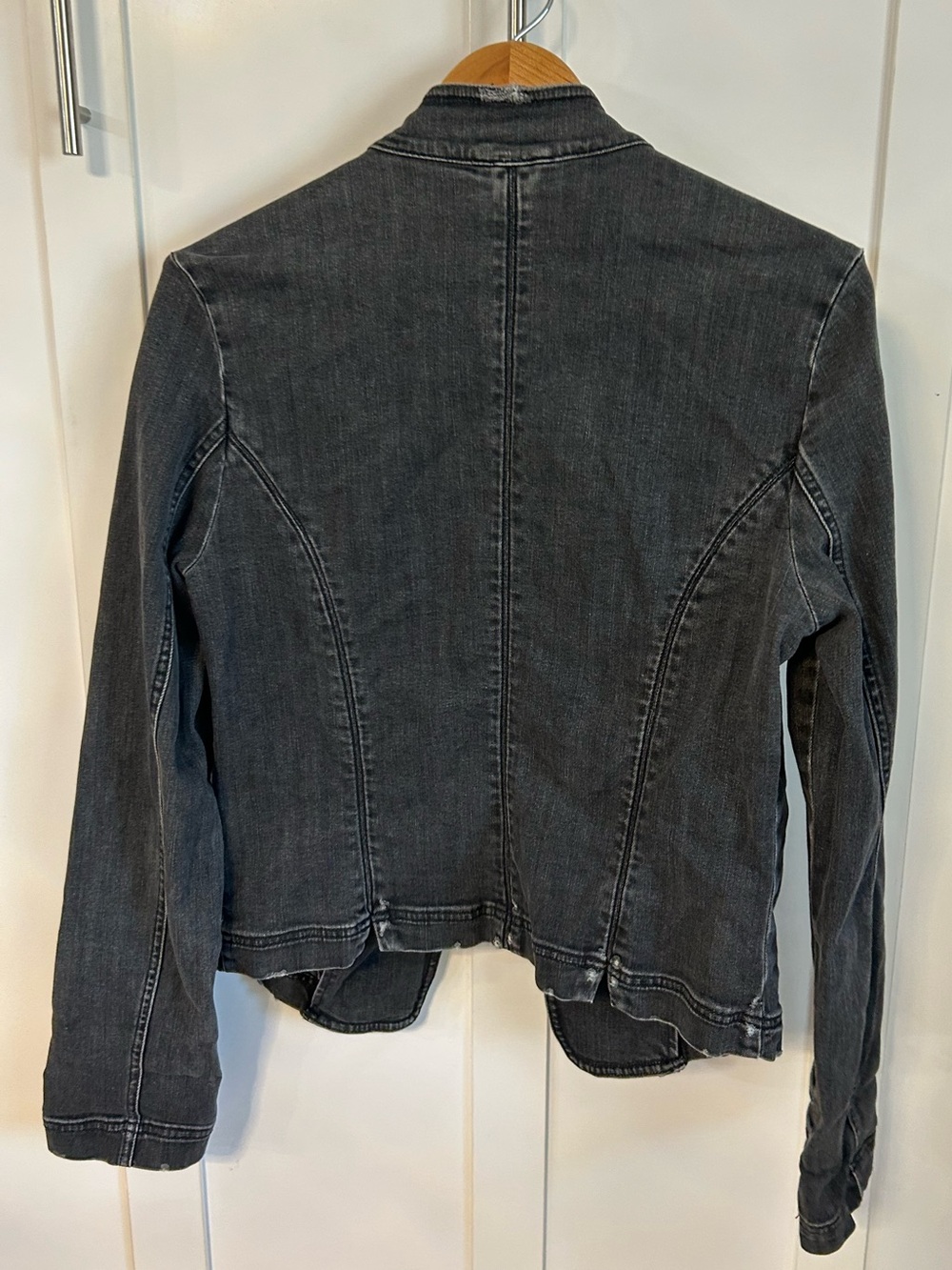 Free People black military-style distressed denim jacket - Picture 8 of 9
